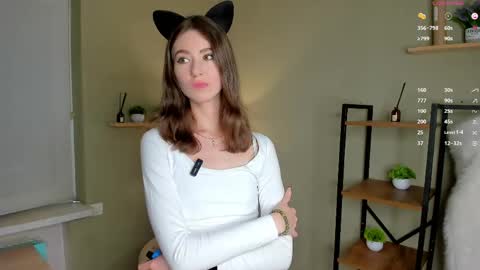 Charline online show from May 22, 4:25 pm