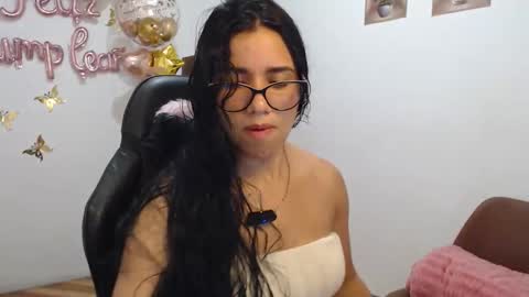 vanyxxxx online show from May 6, 12:16 am