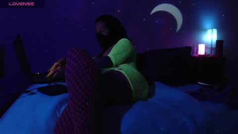 vapourbabe online show from February 8, 6:43 am