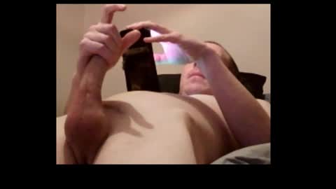 Snapshot of varmland1988 chatting on December 8, 1:19 am varmland1988 online show from December 8, 1:19 am