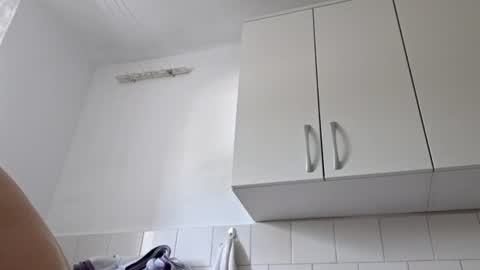 Vasi Sexyi online show from July 4, 9:35 am