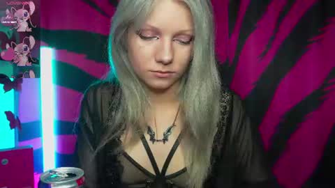 Vasya Sylvia online show from June 17, 4:06 am