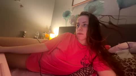 Snapshot of vaua089 chatting on October 7, 5:47 am vaua089 online show from October 7, 5:47 am