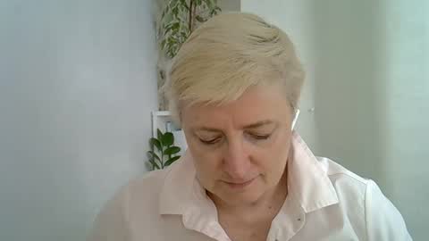 vea_motty online show from March 20, 1:27 pm