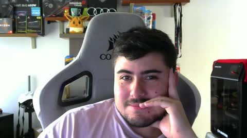 Charles online show from December 4, 6:40 pm