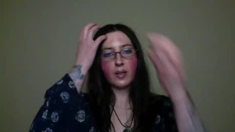 velira_ online show from November 28, 5:04 am