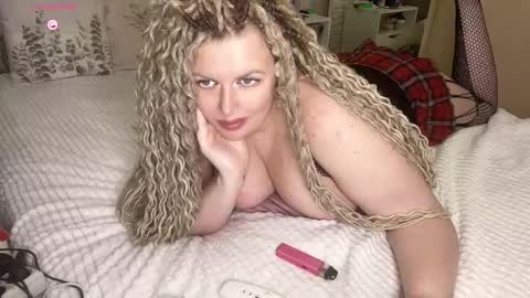 vellinka online show from November 4, 10:44 pm