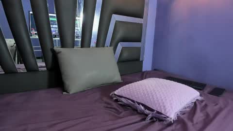 Veluni  online show from April 11, 7:45 am