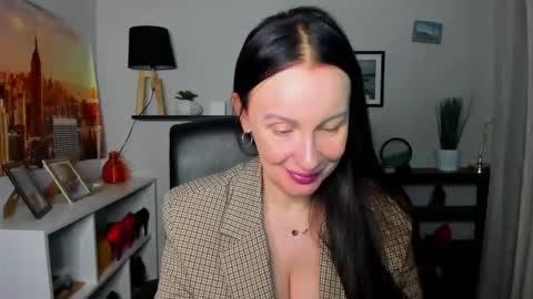 Jasmine online show from December 23, 6:41 am