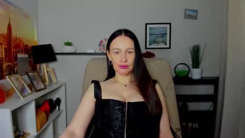 Jasmine online show from October 28, 6:47 am