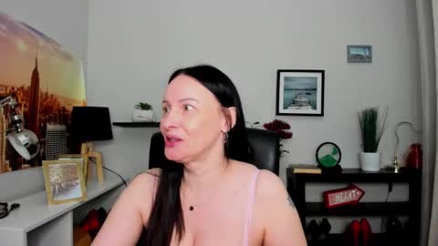 Jasmine online show from September 22, 5:22 am