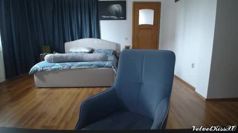 VelvetKissXO online show from November 4, 7:53 am