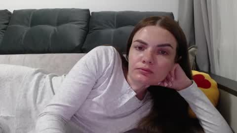 velvetmoon123 online show from May 30, 8:40 pm