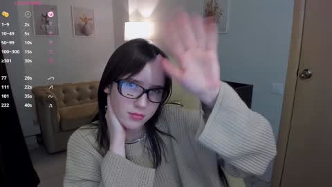 Snapshot of velvetmoore chatting on December 1, 7:38 pm Hii Im new here online show from December 1, 7:38 pm