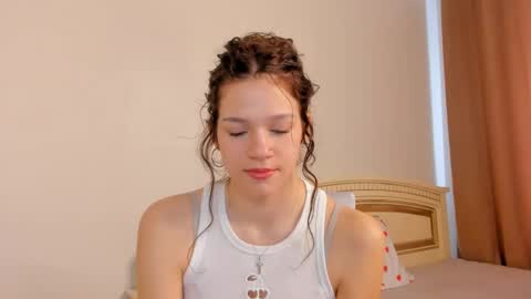 Kelly online show from April 14, 7:00 am