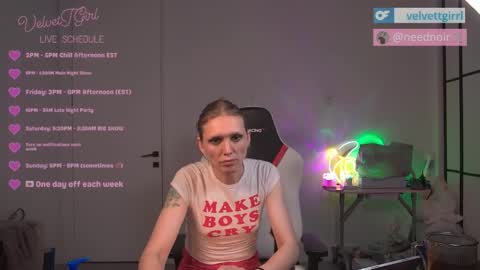 VelvetTGirl online show from April 15, 4:49 am