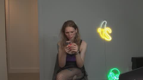 VelvetTGirl online show from March 7, 5:07 am