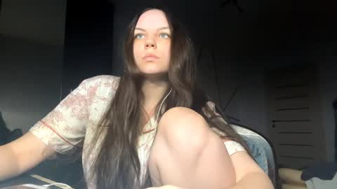 Emily online show from March 25, 8:59 pm