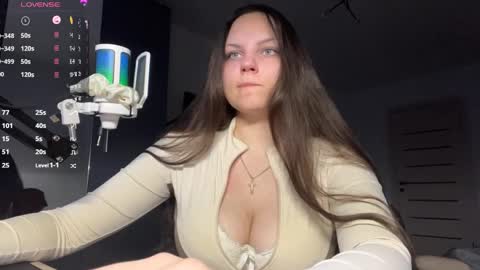 Emily online show from April 10, 4:12 pm