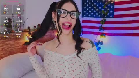 Vivian online show from March 31, 4:57 am