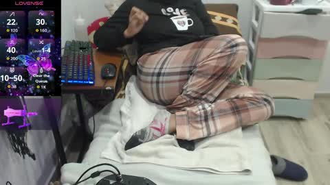 venus496613 online show from April 6, 1:36 am