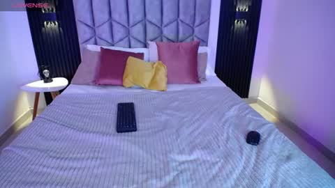 venus_999_ online show from July 2, 10:26 pm
