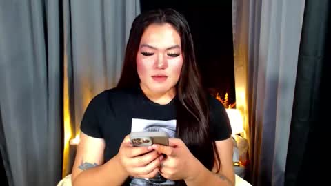 I am Colly Your mystery girl online show from April 12, 1:59 pm