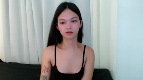 venus_mirage online show from July 1, 10:35 am