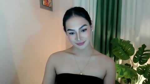 Snapshot of venus_sunrise07xx chatting on October 4, 9:45 pm Venus Sunrise Bombshell online show from October 4, 9:45 pm