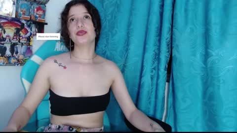 Snapshot of venusandfantashi_gh1 chatting on December 18, 3:04 am venusHelp me reach 100 like honey online show from December 18, 3:04 am