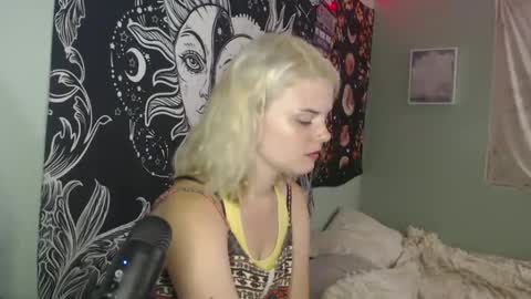 Snapshot of venusastar chatting on October 5, 11:56 pm Miss Venus online show from October 5, 11:56 pm