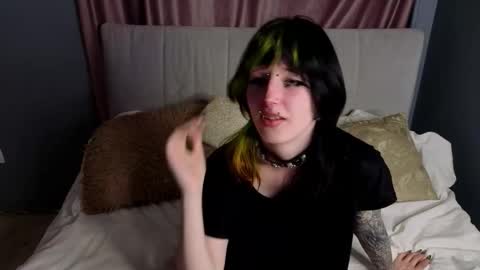 Erica online show from October 20, 8:14 pm