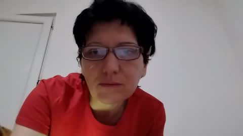 Snapshot of vera_elle chatting on October 8, 2:19 am Vera online show from October 8, 2:19 am