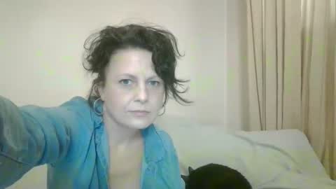 Snapshot of verablueeyes chatting on September 19, 9:57 am Vera online show from September 19, 9:57 am