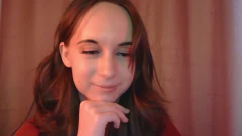 Una online show from February 10, 1:47 pm