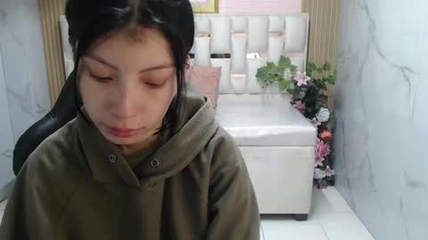 Verana  online show from October 26, 12:50 pm