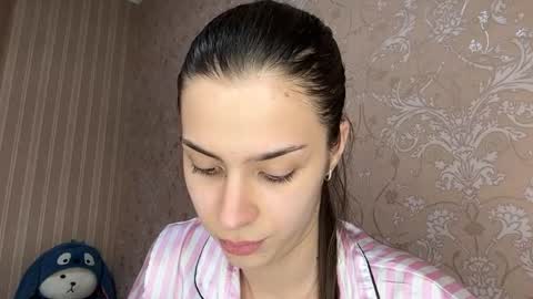 Ayla online show from April 12, 12:20 pm