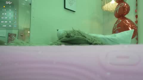 Veronica3  online show from February 25, 3:53 pm