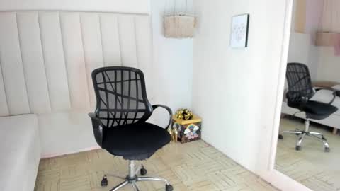 Veronica3  online show from October 3, 4:26 pm