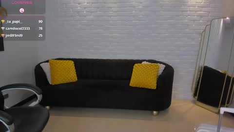 Snapshot of veronicacruz1 chatting on February 14, 9:56 am Vero online show from February 14, 9:56 am