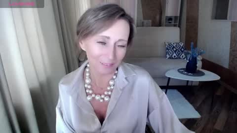 Snapshot of veronicagilbert chatting on February 10, 5:14 am Helen online show from February 10, 5:14 am