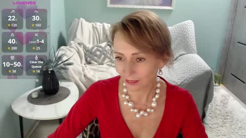 Snapshot of veronicagilbert chatting on September 18, 4:49 am Helen online show from September 18, 4:49 am
