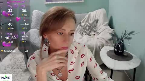 Helen online show from October 22, 7:44 am