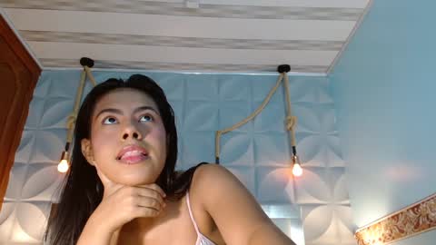Snapshot of veronicarobles chatting on December 7, 5:04 pm Veronica Robles online show from December 7, 5:04 pm