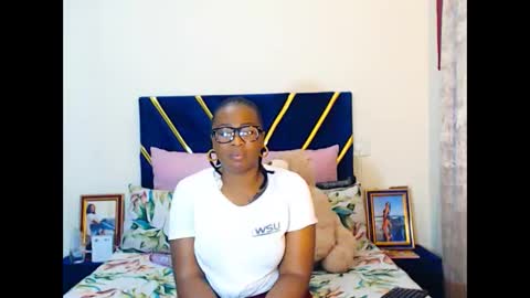 veronicarod1 online show from February 26, 1:53 am