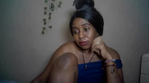 verronique1511 online show from April 2, 6:48 pm