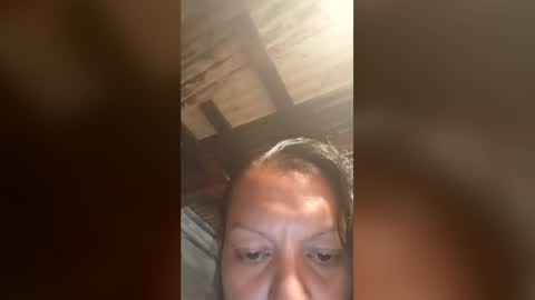 versa920302 online show from August 7, 11:36 pm