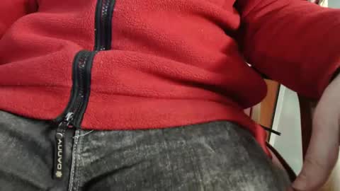 Erik online show from March 10, 8:39 am