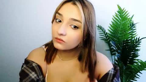 Ana online show from February 21, 2:09 pm