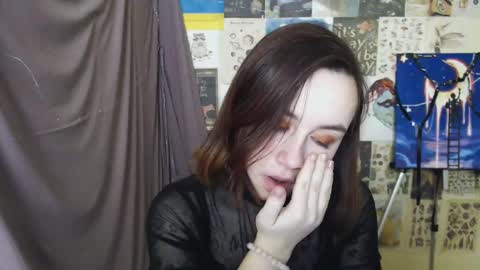 veryveryvery_shy online show from March 2, 9:31 am